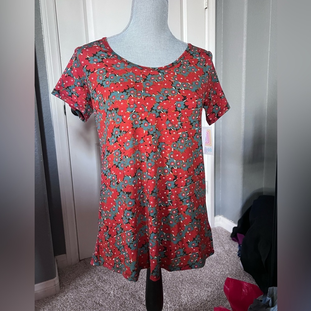 LuLaRoe Shirt